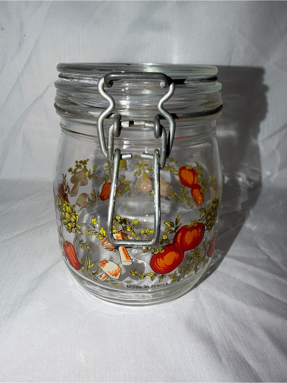 Vintage Arcoroc France Glass Canister Vegetable Garden Tomato Mushroom - Picture 3 of 12